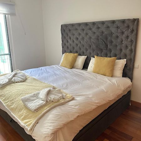 Nice And Modern Flat Near Airport Santa Cruz  Esterno foto